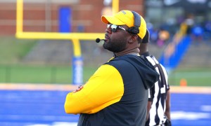 Legendary QB turned HC to coach sons at HBCU